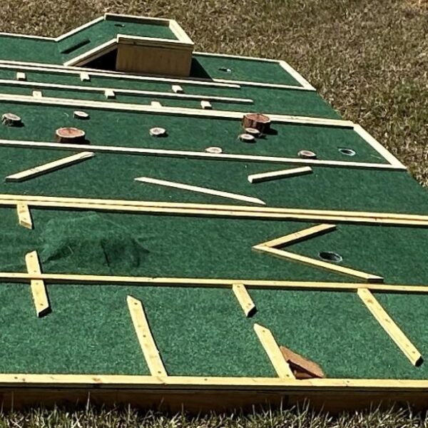 Mini Golf Putt‑Putt Course